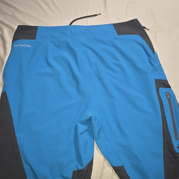 Men's Athletic Blue and Black Shorts - Picture 5 of 6